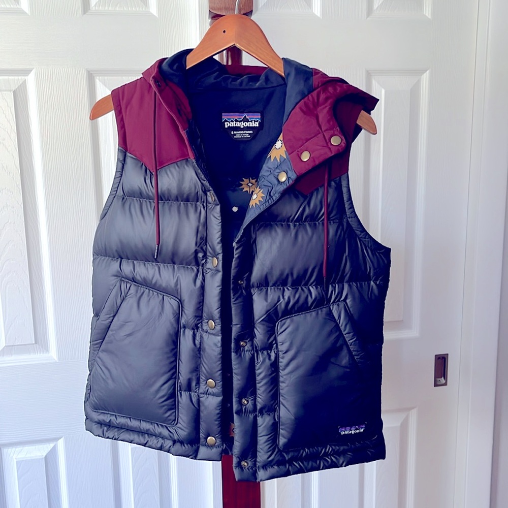 Patagonia Bivy Hooded Maroon and Gray Hooded Vest - Picture 2 of 5